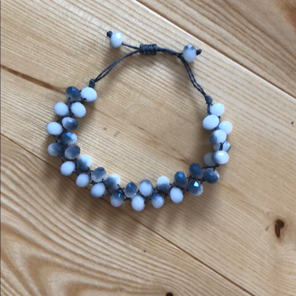 Blue and white adjustable bracelet